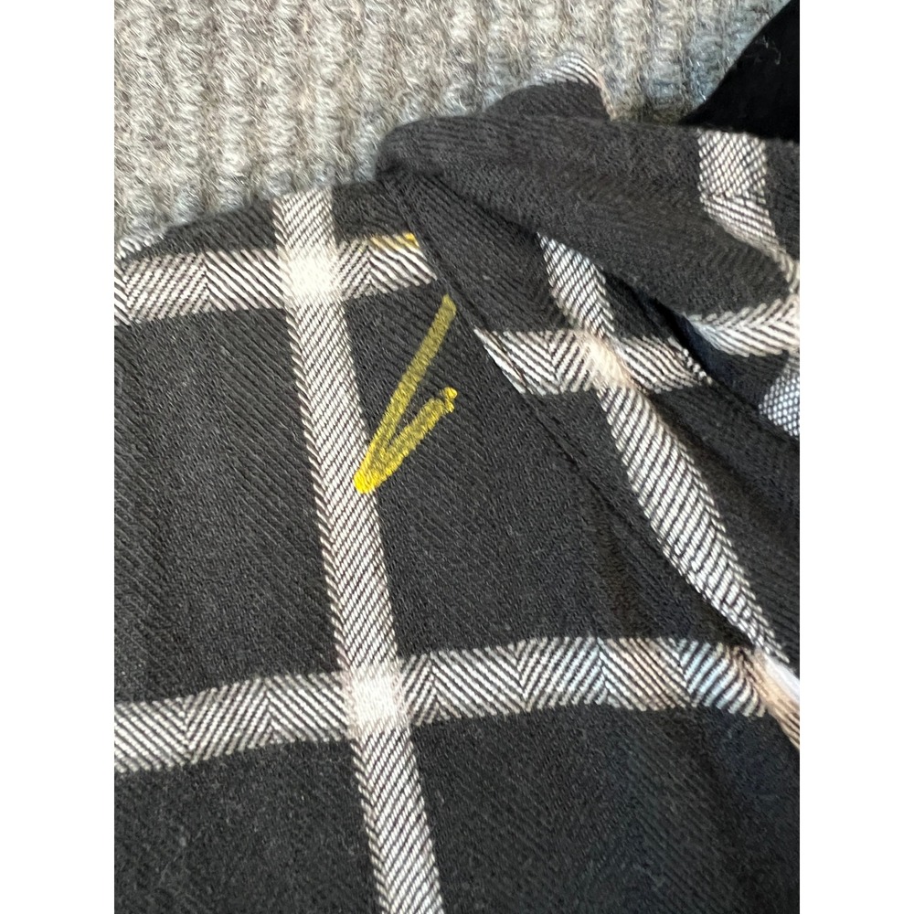 Ava & Viv Windowpane Flannel Top Dark Academia Grunge Minimalist Black White 3X - Picture 5 of 8